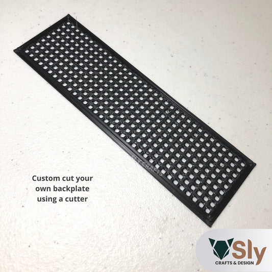 Universal IO Shield used for backplate of Motherboard