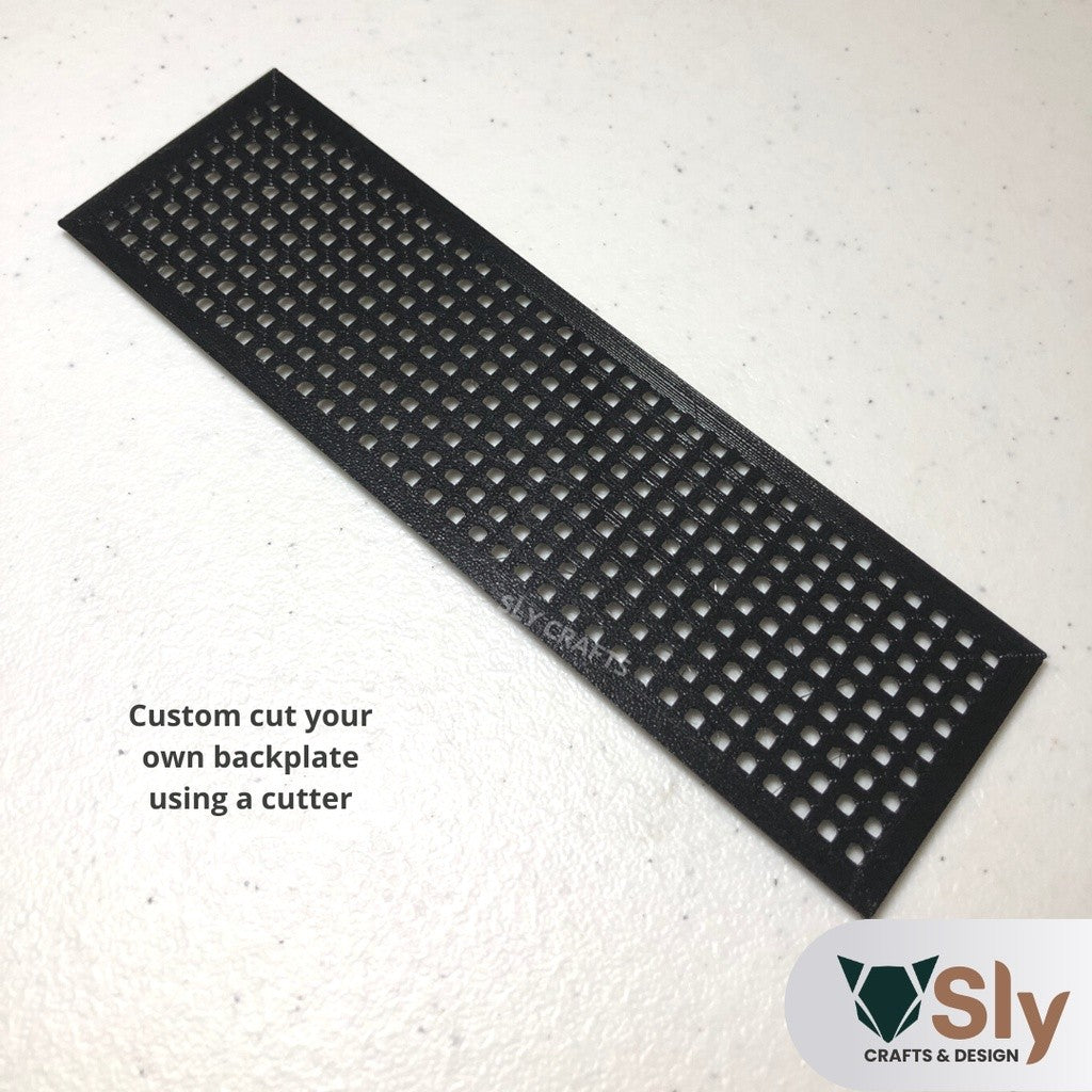 Universal IO Shield used for backplate of Motherboard