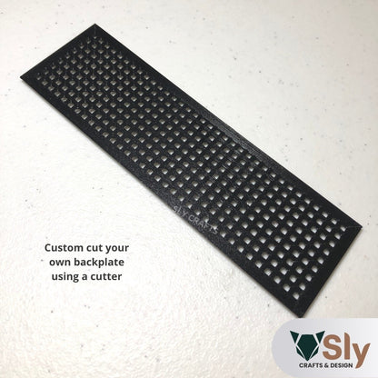 Universal IO Shield used for backplate of Motherboard